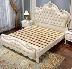 Lit avec tête de lit capitonnée, style nordique unique, cadre de lit Queen Deluxe, tables de chevet