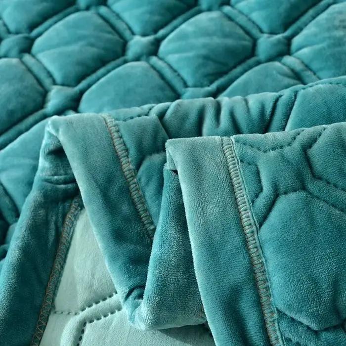 Couvre-lit matelassé en velours à carreaux