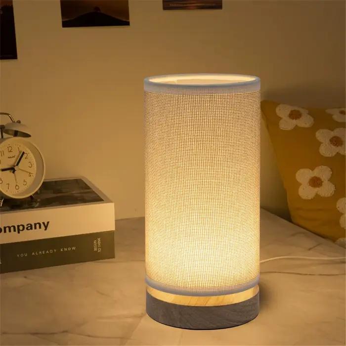 Simple moderne européen chambre décoration tissu Art petite lampe de Table créative Led