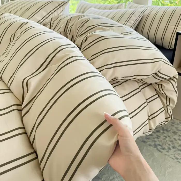 Parure de lit rayée respirante et douce à larges et étroites rayures