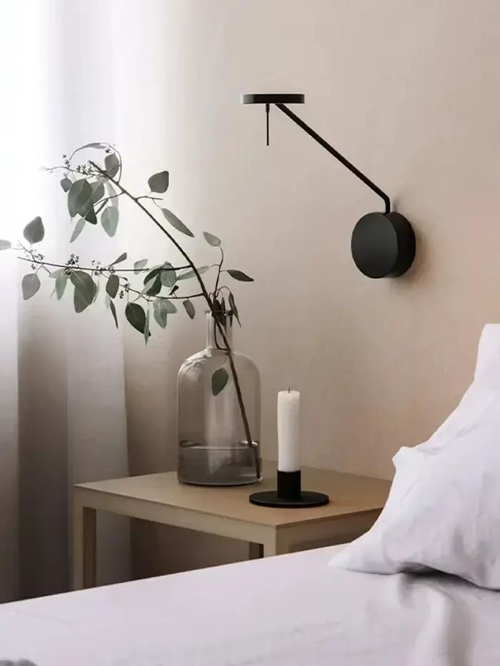 Applique murale noire design pour chambre et bureau