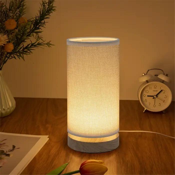 Simple moderne européen chambre décoration tissu Art petite lampe de Table créative Led