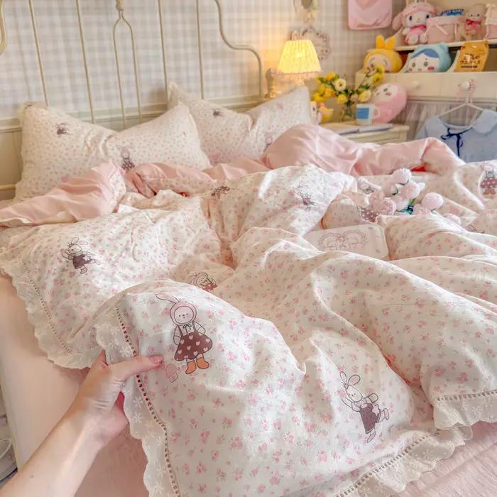 Ensemble de draps de lit à fleurs