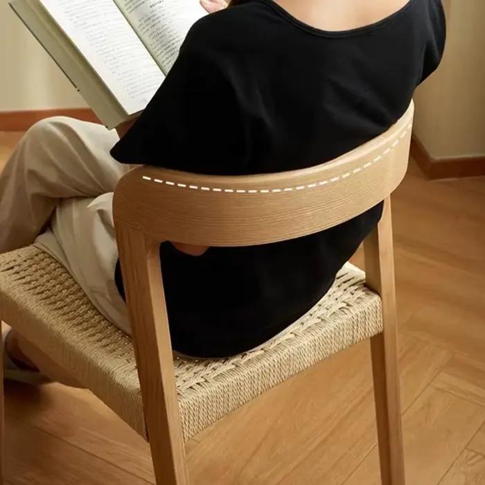 Chaises de salle à manger minimalistes Accent