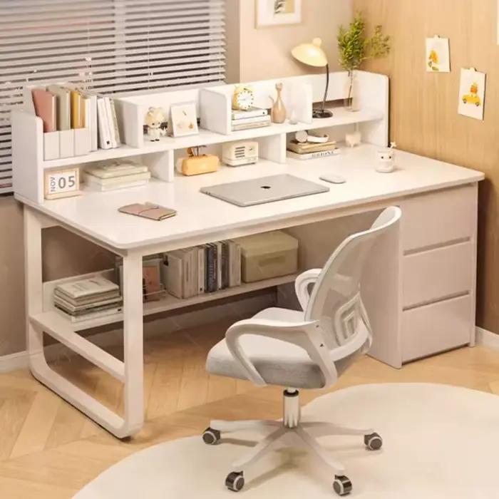 Bureau à tiroirs blancs