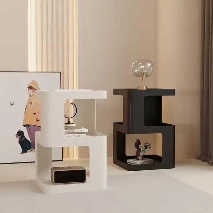 Petite armoire de chevet