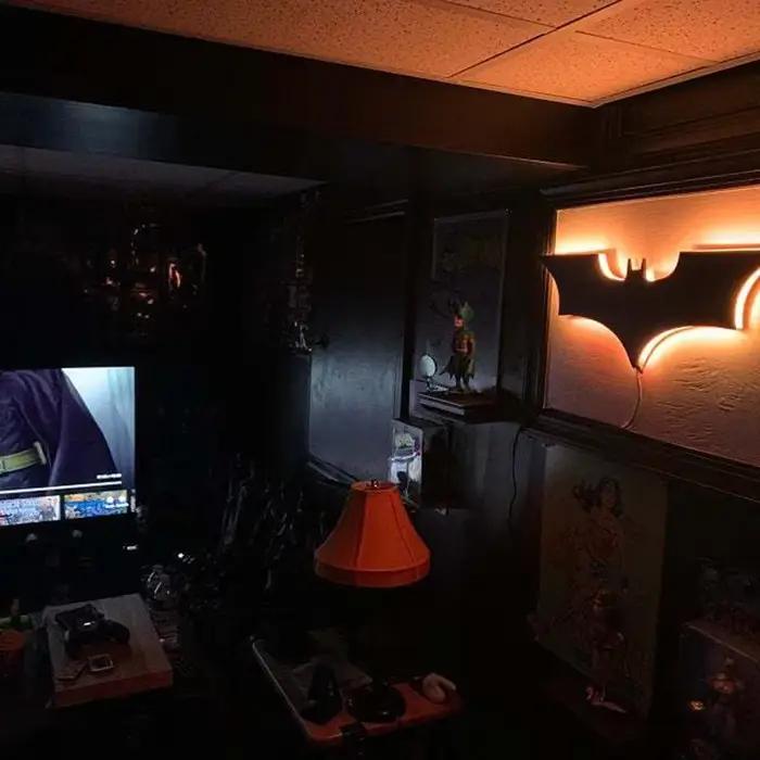 Applique murale chauve-souris 3D créative RGB, lumière LED décorative pour miroir de chevet avec télécommande pour chambre à coucher, salon, porche, Passage