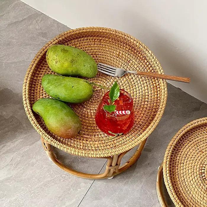 Table d'appoint en rotin