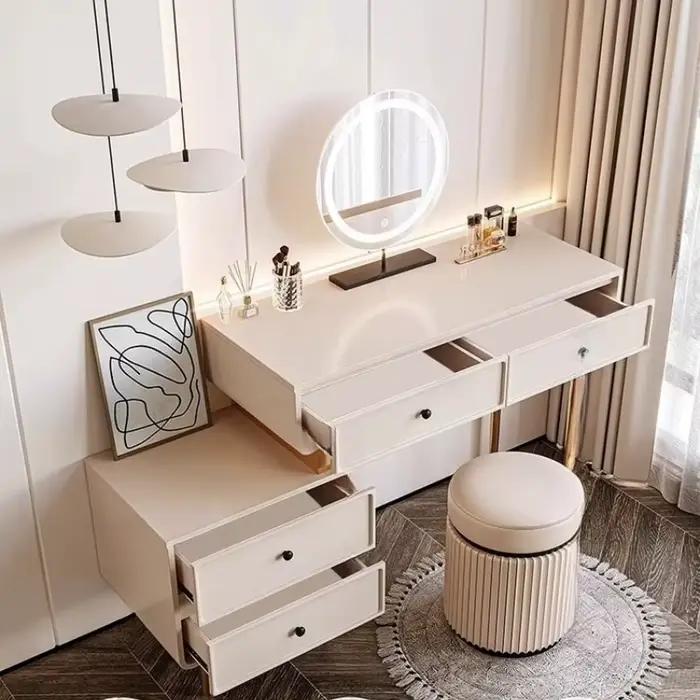 Coiffeuse d'appartement moderne pour femme