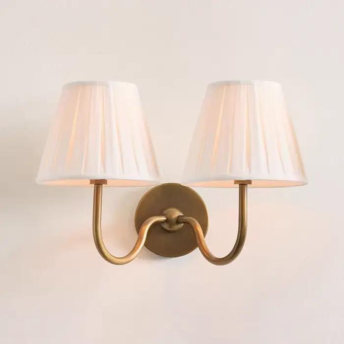 Lampe murale en tissu de style antique français