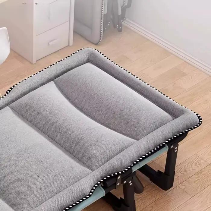 Lit pliant portable pour adulte