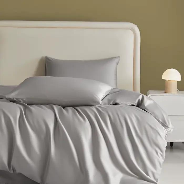 Housse de couette gris clair