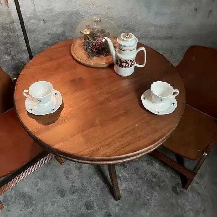 Tables basses d'art en bois sculpté rétro