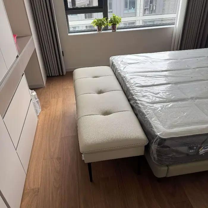 Banc de bout de lit rembourré en cuir