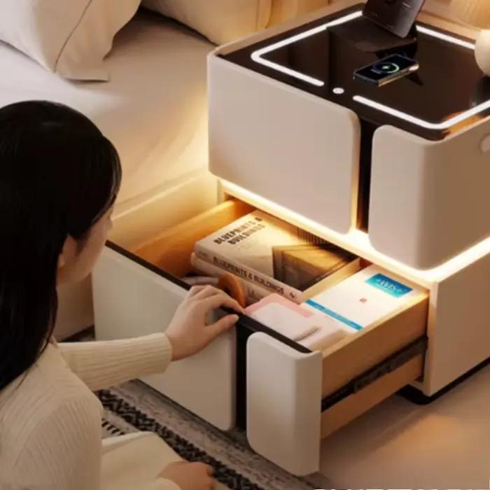 Table de chevet en bois trois couleurs avec station de charge