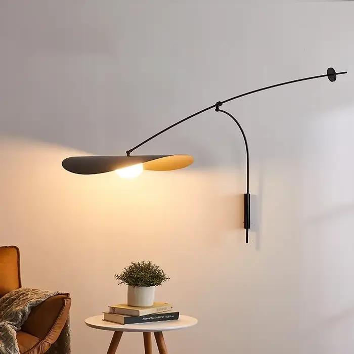Applique murale LED réglable à bras long