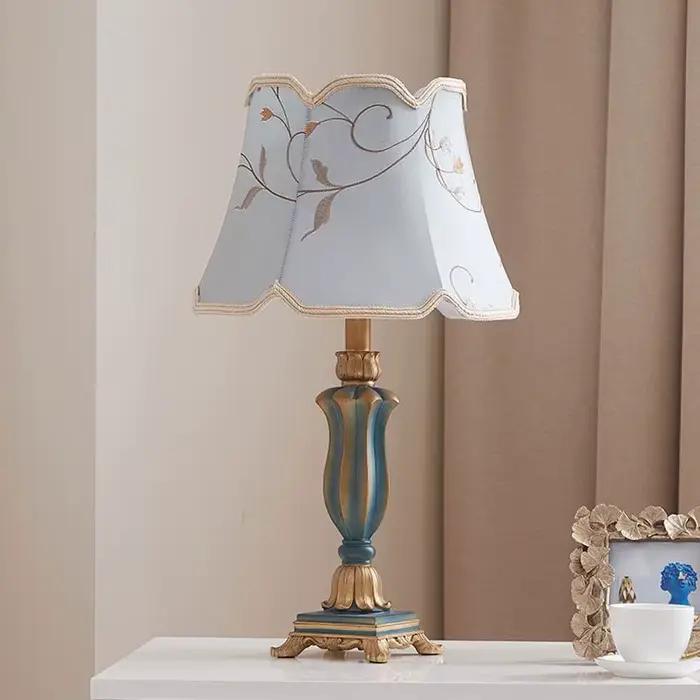 Lampe de table de chevet d'hôtel moderne