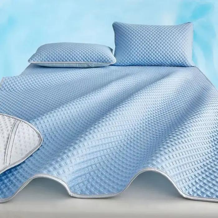 Matelas Rafraîchissant d'Été Respirant et Doux pour la Peau en Soie Glacée