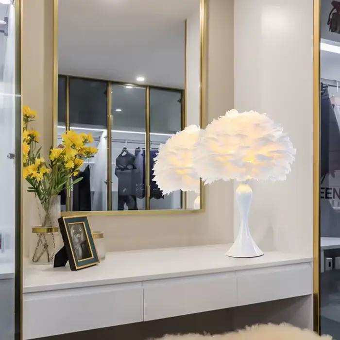 Veilleuse LED en plumes pour chambre à coucher