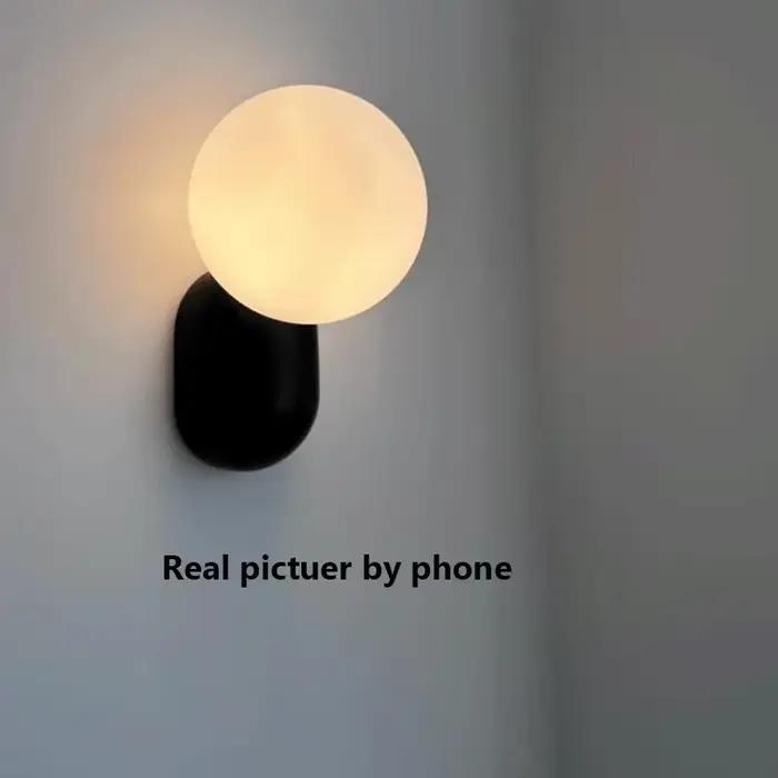 Petite crème minimaliste chambre chevet applique moderne Simple salon noir blanc LED lumières allée appliques murales décoratives