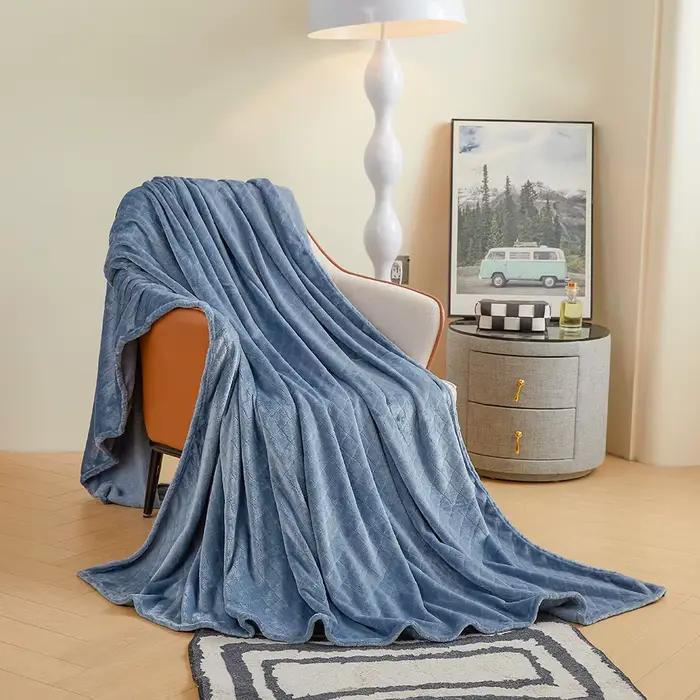 Couverture en flanelle de couleur unie