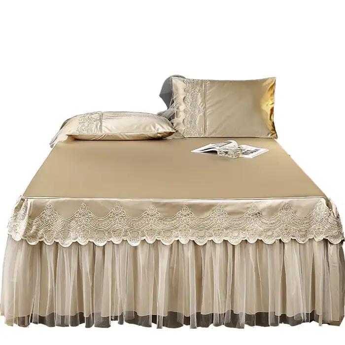 Couvre-lit brodé en dentelle