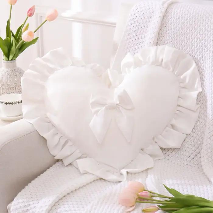 Coussin décoratif en forme de cœur pour la décoration intérieure