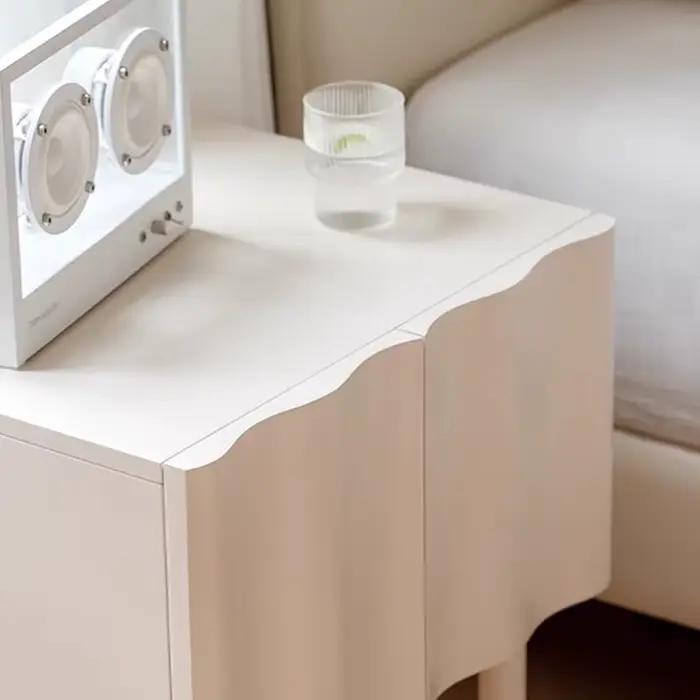 Tables De chevet esthétiques italiennes