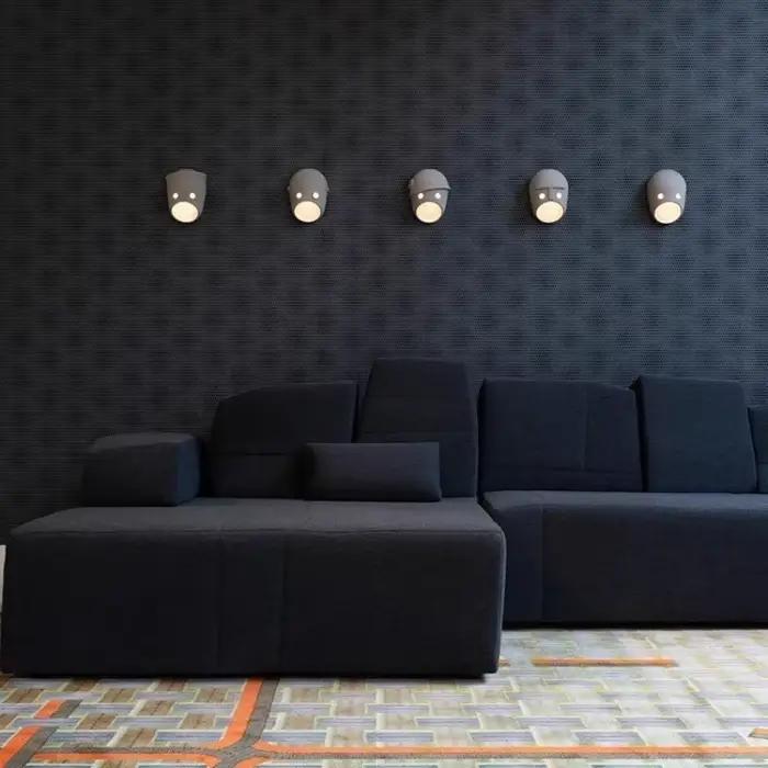 Designer Moooi Joker gris applique modèle moderne chambre chambre couloir fond escalier masque décor LED résine applique éclairage