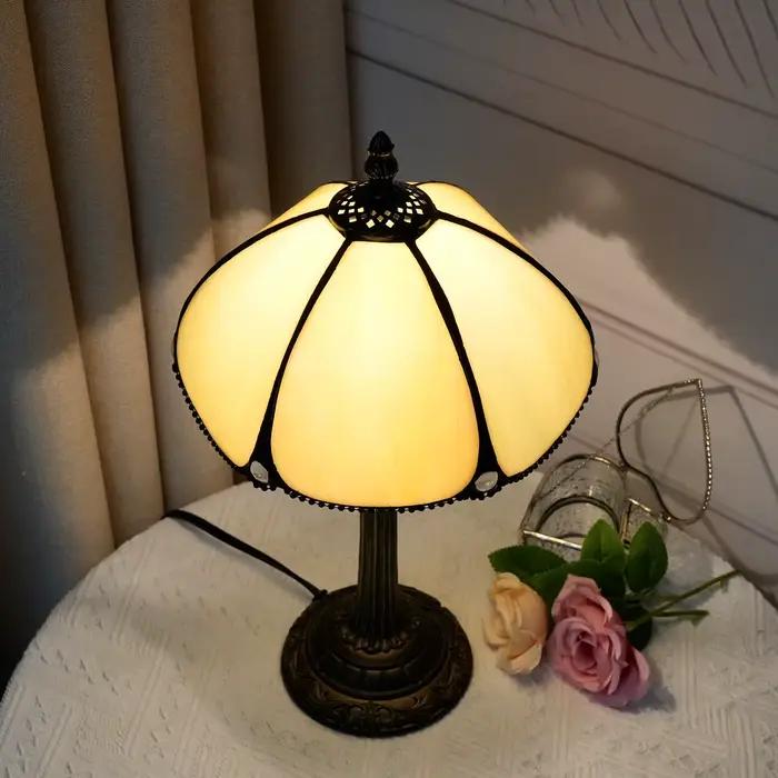 Lampe de chevet moderne en verre teinté de 8 pouces