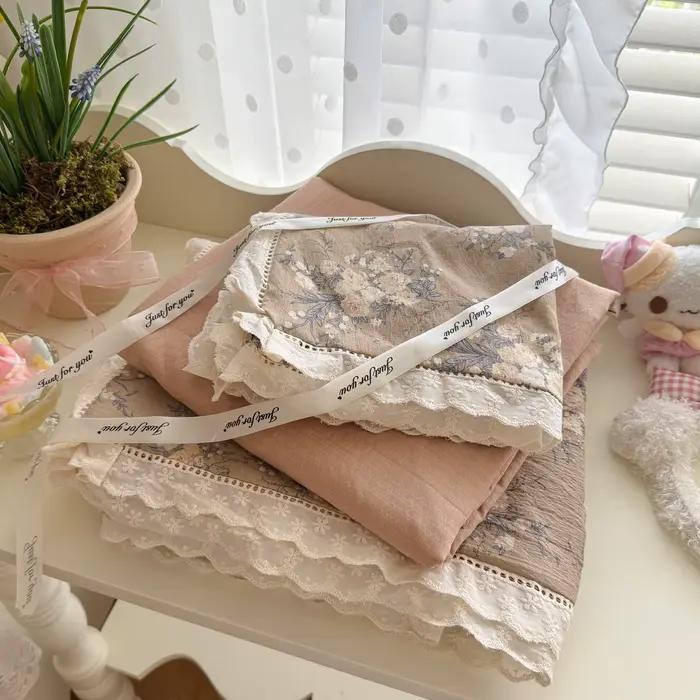 Ensemble de draps de lit à fleurs