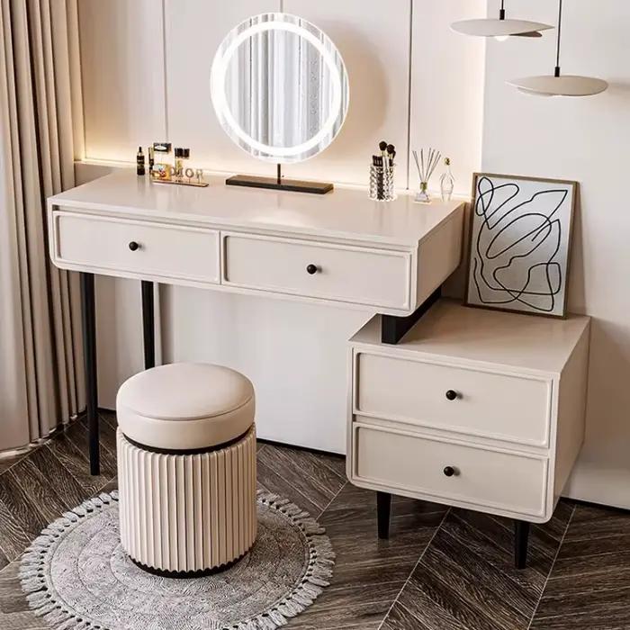 Coiffeuse d'appartement moderne pour femme
