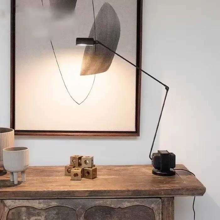 Lampadaire réglable design italien moderne minimaliste noir lampe sur pied bras oscillant canapés étude salon