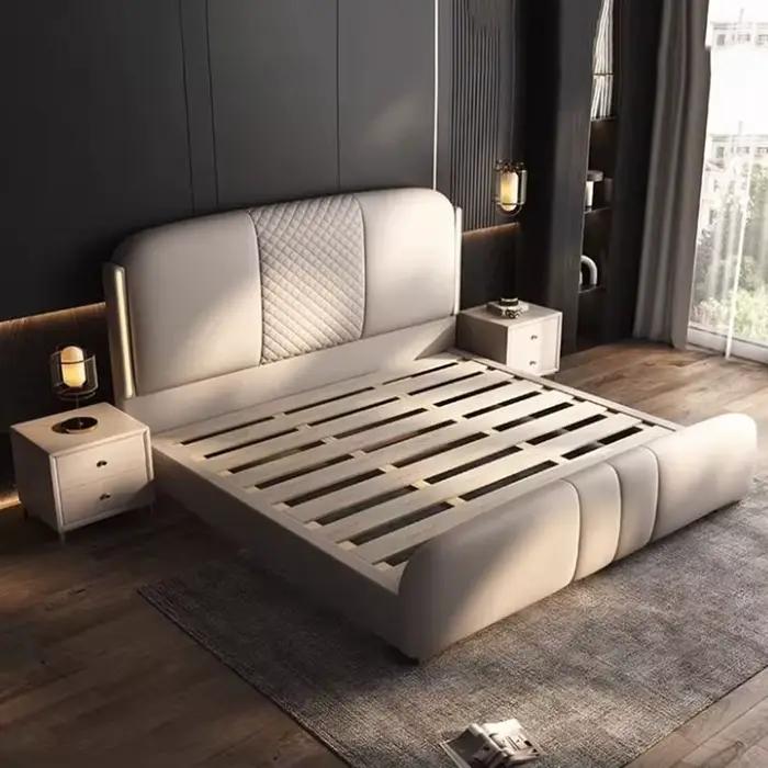 Lit Double Luxe Nordique 180x200cm avec Table de Chevet Esthétique