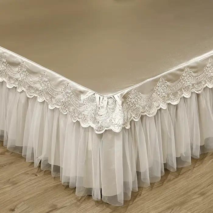 Couvre-lit brodé en dentelle