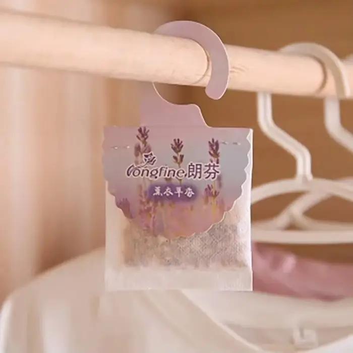 Sachets suspendus pour garde-robe