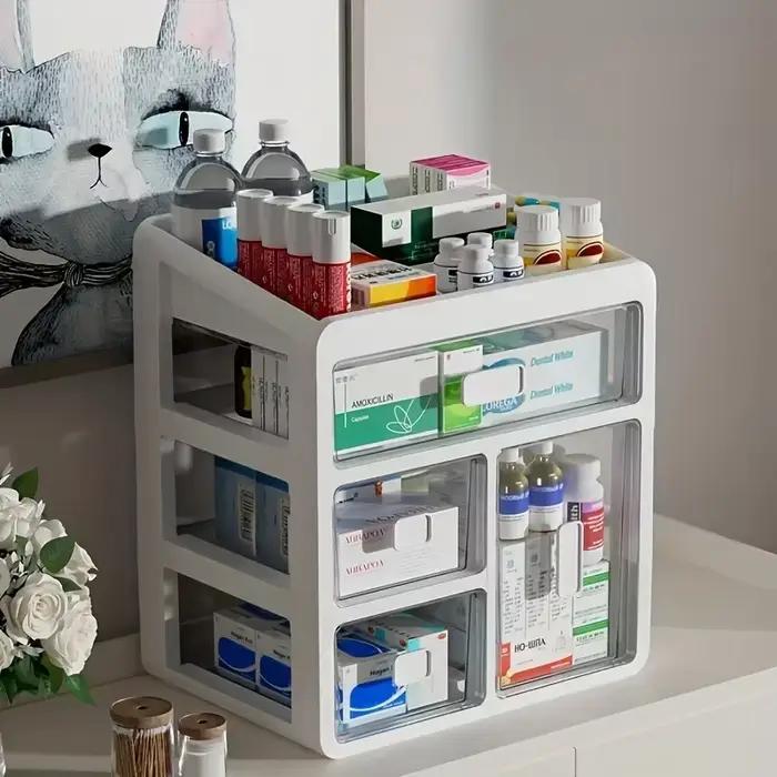 1 armoire à pharmacie domestique