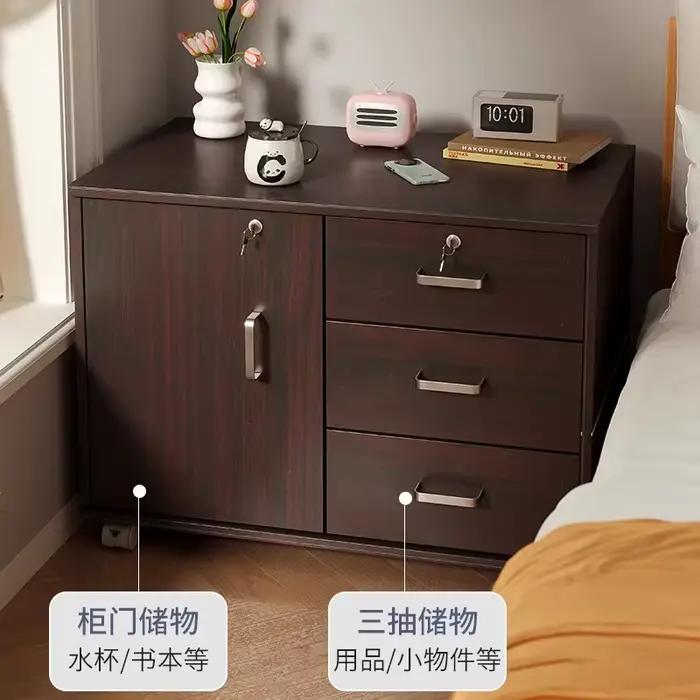 Armoire de chevet avec serrure Simple