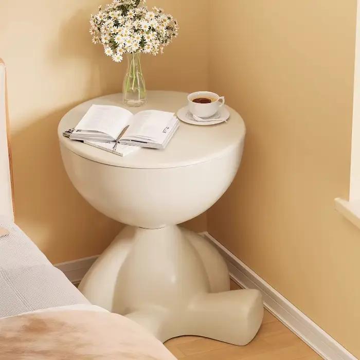 Table de chevet en plastique