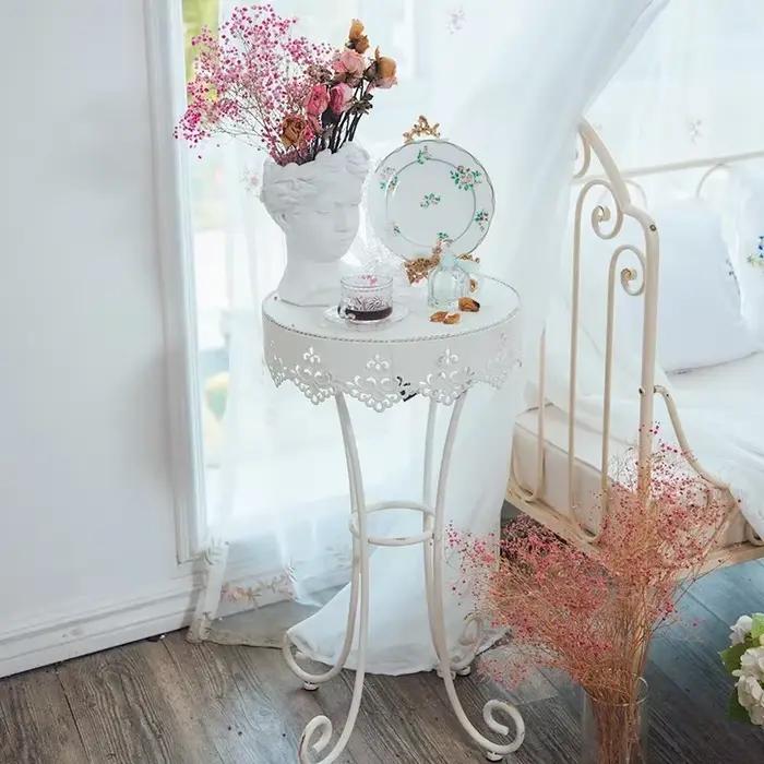 Tables d'appoint de Style français