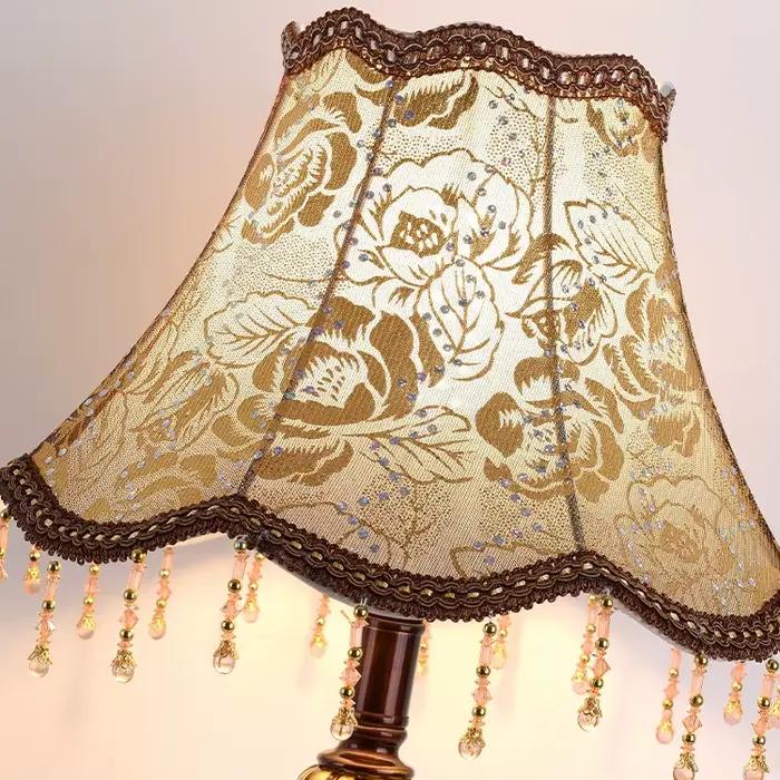 Lampe de table de chevet de chambre à coucher de style européen