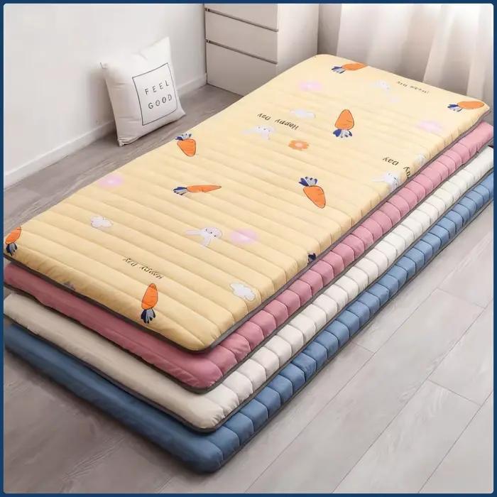 Matelas pliant-lit simple en mousse à mémoire de forme pour dortoirs et maisons de location
