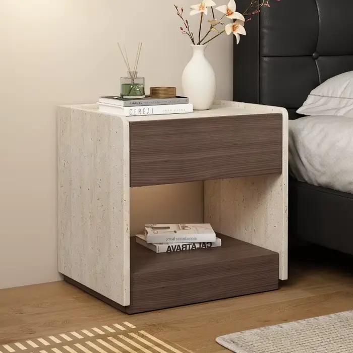 Table de chevet simple et étroite avec rangement