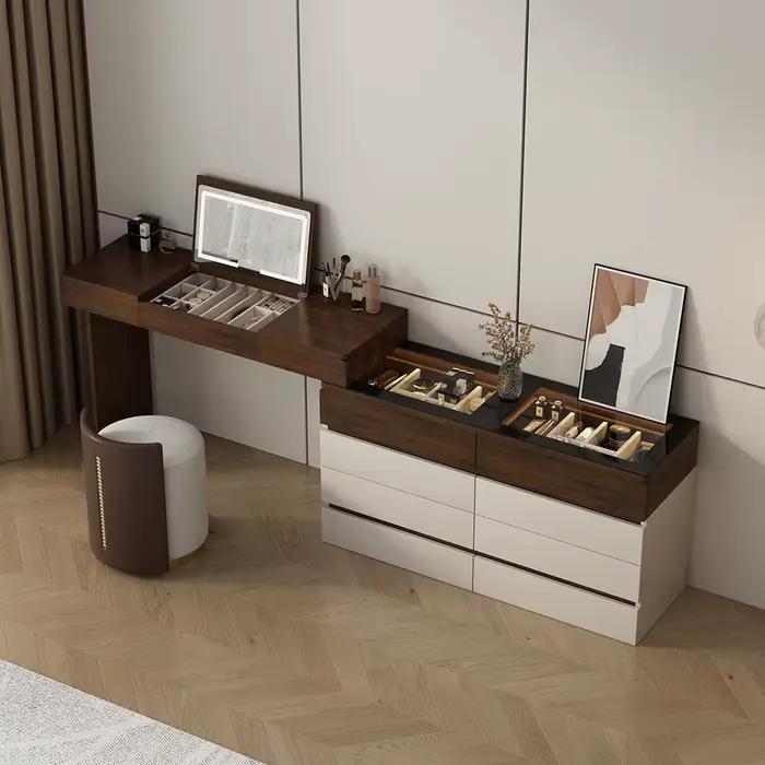 Coiffeuse avec miroir, bureau de maquillage
