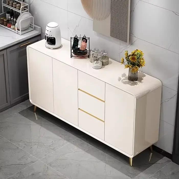 Commode de chambre créative et glamour style crème pour une esthétique