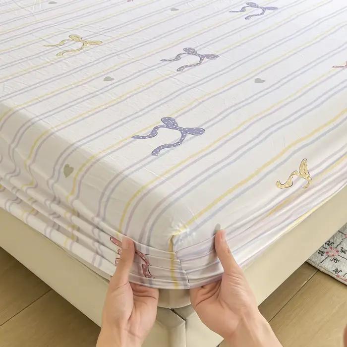 Ensemble de draps de lit à nœud rayé