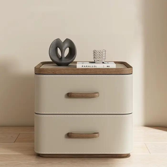Table De Chevet peu encombrante