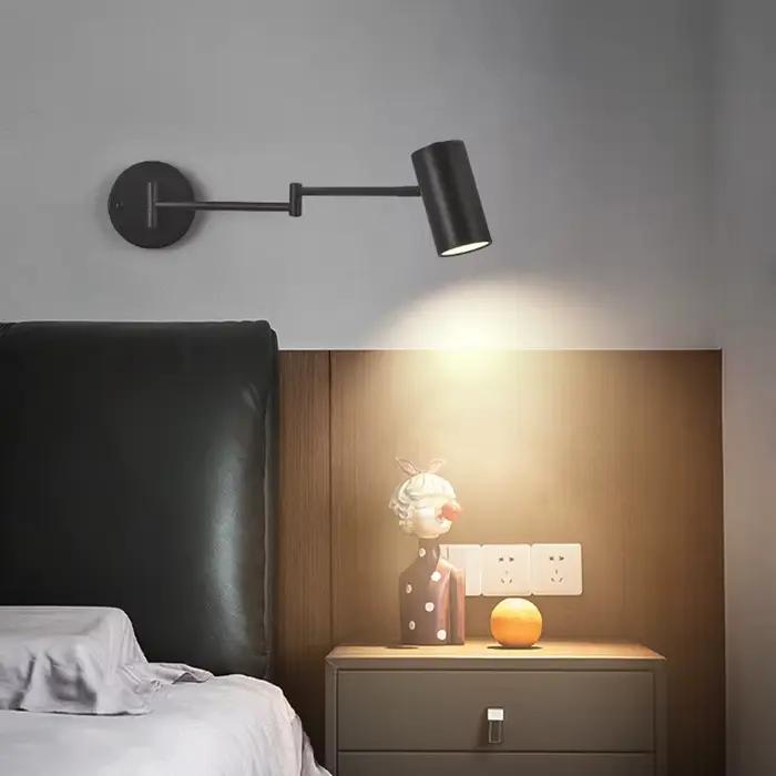 Applique murale de chevet rotative en métal noir doré