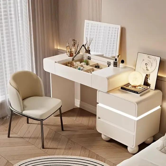 Coiffeuse moderne de luxe avec miroir et tiroirs de rangement