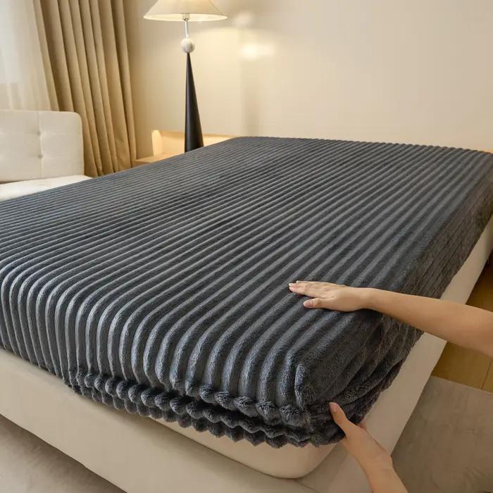 Housse de matelas épaisse en fausse fourrure de lapin